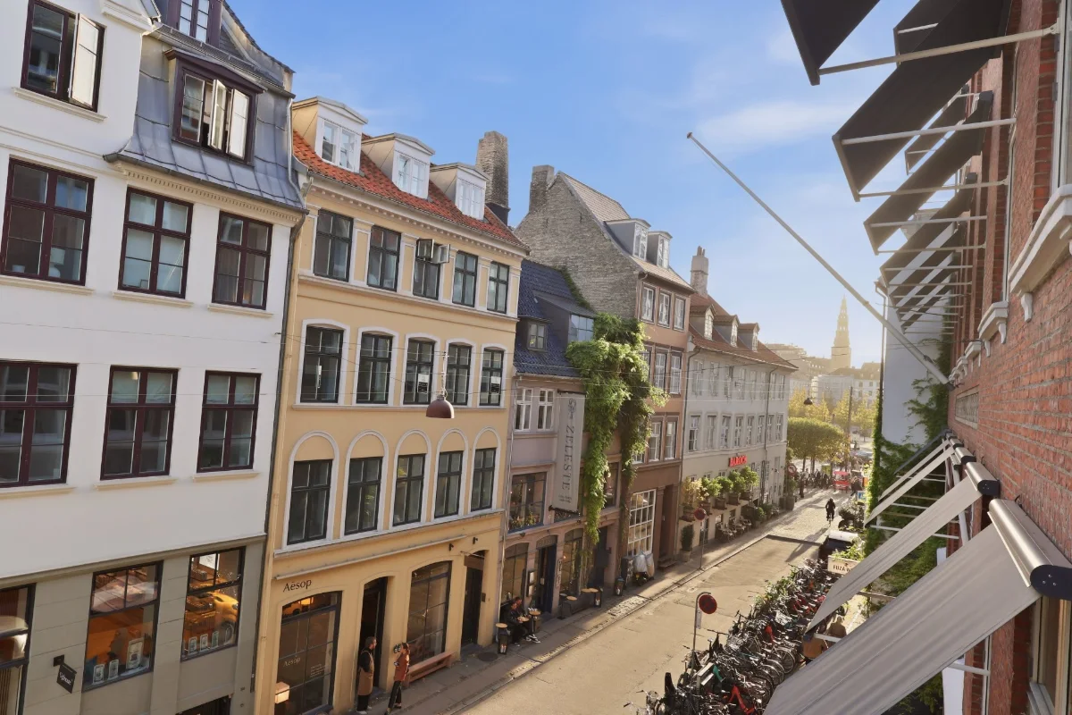 Store Strandstræde · 2nd floor